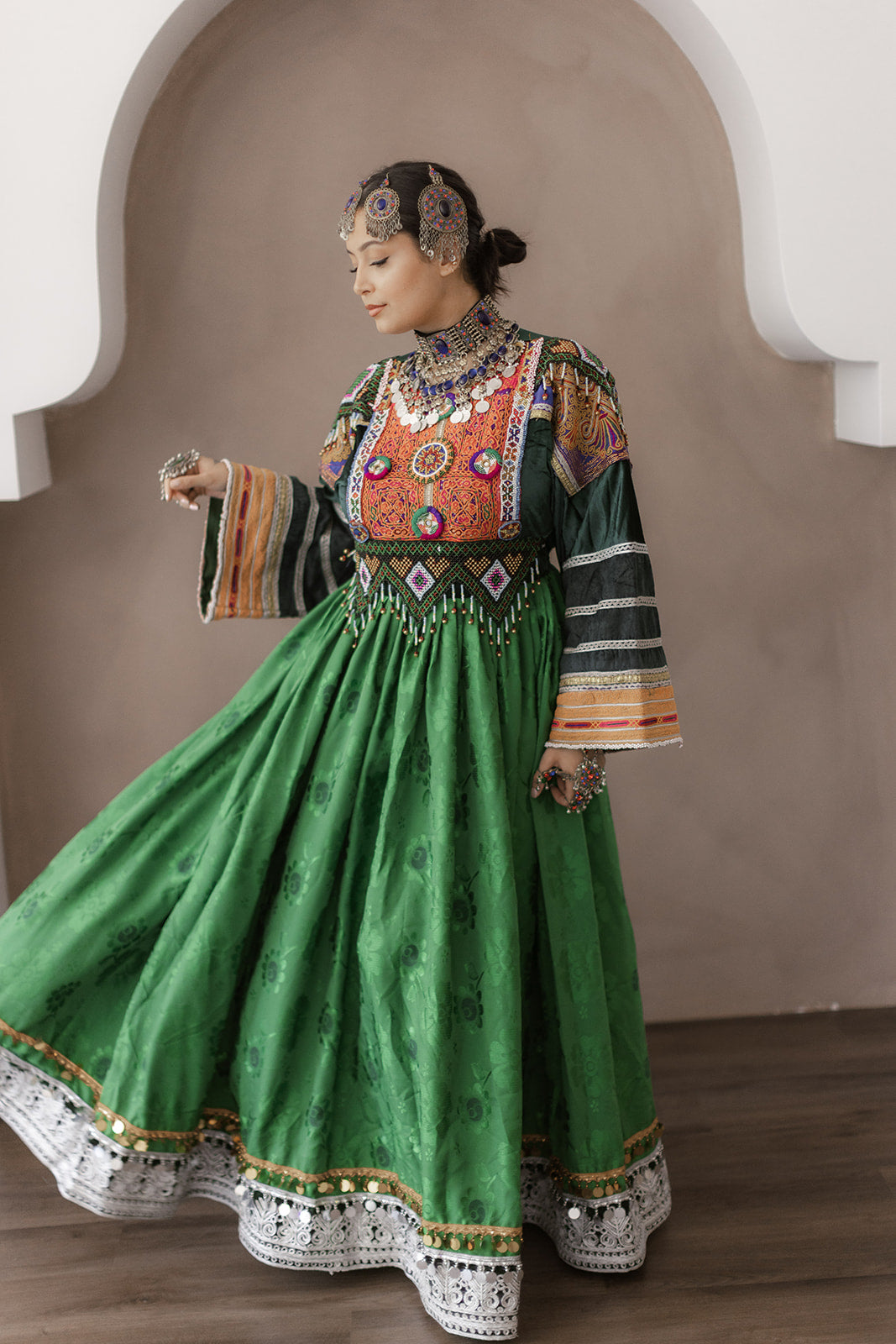 Timeless Grace in Green: Afghan Traditional Dress